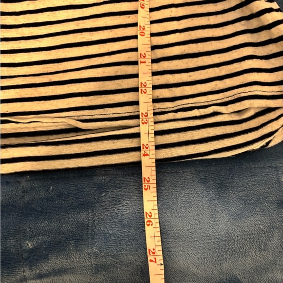 Lucky Brand Black and White Cap Sleeve Graphic Blouse - Picture 5 of 8